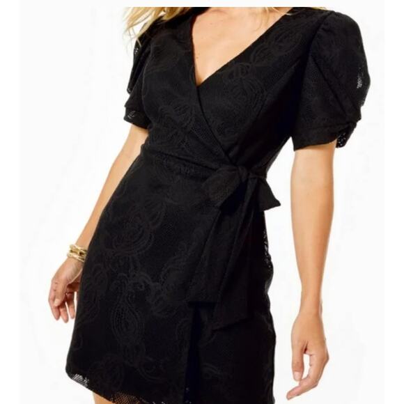 Lilly Pulitzer Jasleen Mini Black Wrap Lace Romper Dress Shorts Womens XS Resort - Picture 1 of 16